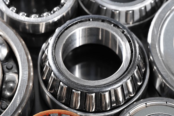 Types of Bearings: Ball vs Roller Bearings